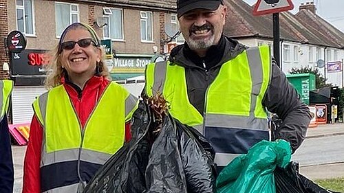 Jen Simpson & Cllr Frank O'Kelly-litter pick